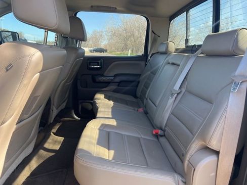 Used 2015 GMC Sierra 2500 Denali w/ Duramax Plus Package AWD/4WD image 17