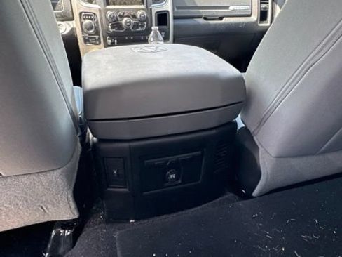 Used 2017 RAM 1500 Big Horn AWD/4WD image 64