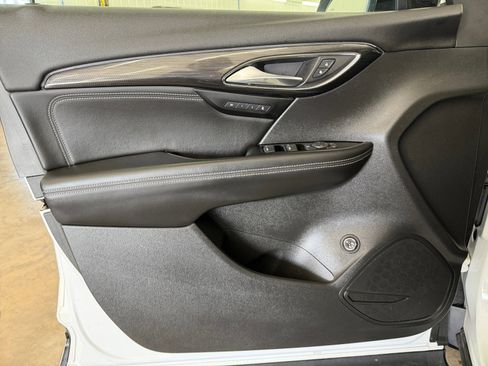 Used 2023 Buick Envision Essence w/ Sport Touring Package AWD/4WD image 22