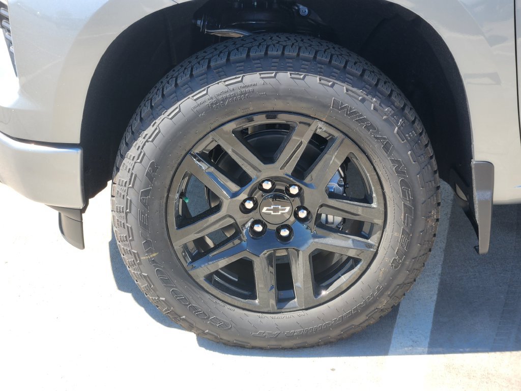 New 2026 Chevrolet Silverado 1500 RST AWD/4WD image 8