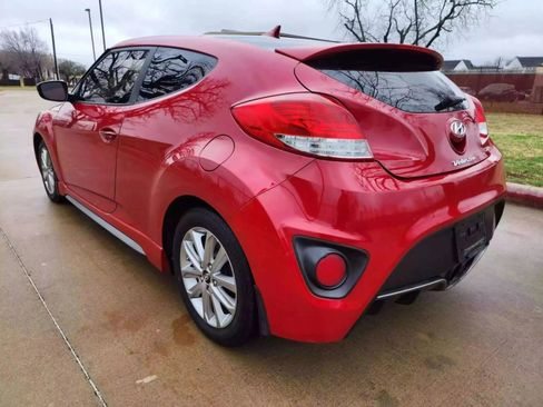 Used 2013 Hyundai Veloster Turbo image 10