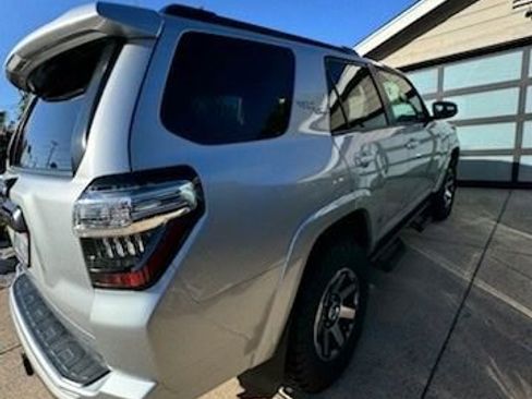 Used 2021 Toyota 4Runner TRD Off-Road Premium w/ Moonroof Package AWD/4WD image 2