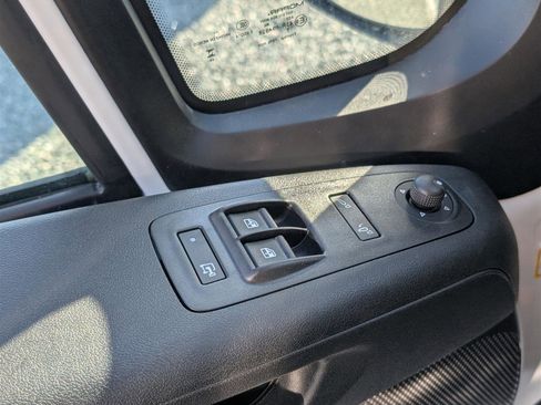New 2025 RAM ProMaster 1500 w/ Premium Convenience Group image 15