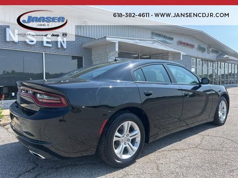 Used 2023 Dodge Charger SXT image 6