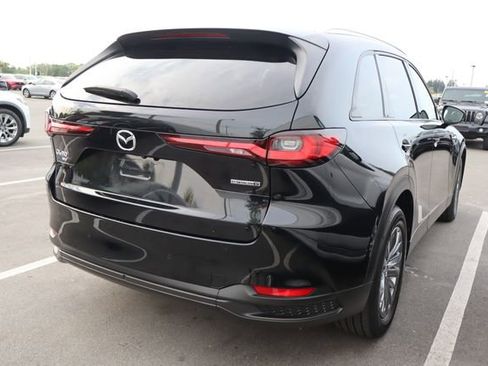 Used 2025 MAZDA CX-90 3.3 Turbo w/ Preferred Package AWD/4WD image 2