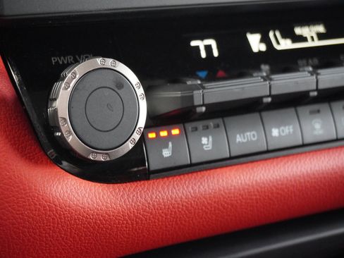 Used 2023 Toyota Sequoia TRD Pro image 33