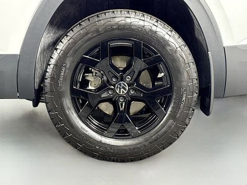 New 2026 Volkswagen Atlas Peak Edition image 34