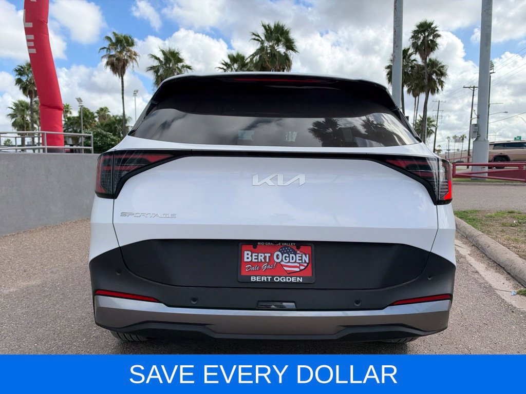 Used 2026 Kia Sportage EX w/ EX Panorama Roof Package FWD image 5