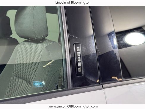 Used 2015 Ford F150 XLT w/ Trailer Tow Package image 16