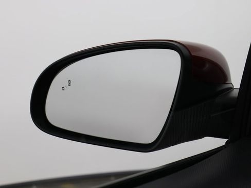 Used 2022 Hyundai Kona SEL w/ Cargo Package image 32