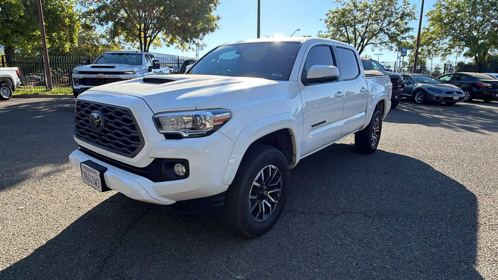 Used 2023 Toyota Tacoma TRD Sport w/ TRD Premium Sport Package AWD/4WD image 1