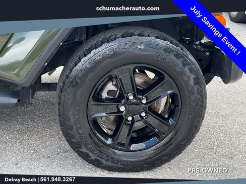 Used 2023 Jeep Wrangler Unlimited Sahara AWD/4WD image 9