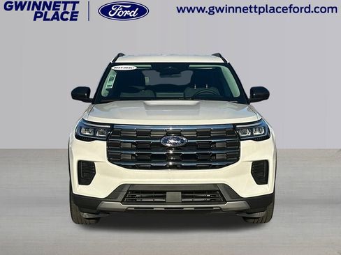 New 2025 Ford Explorer Active image 25
