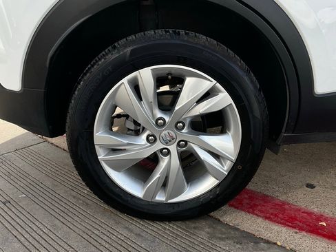 Used 2025 Buick Encore GX Preferred image 9