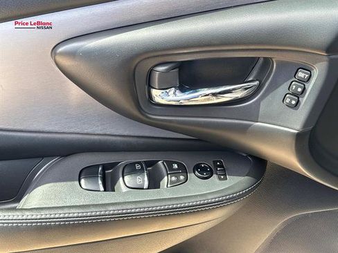 Used 2022 Nissan Murano SL FWD image 18