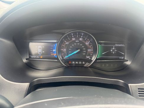 Used 2019 Ford Explorer XLT w/ Equipment Group 202A AWD/4WD image 27