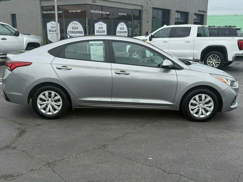 Used 2021 Hyundai Accent SE FWD image 18