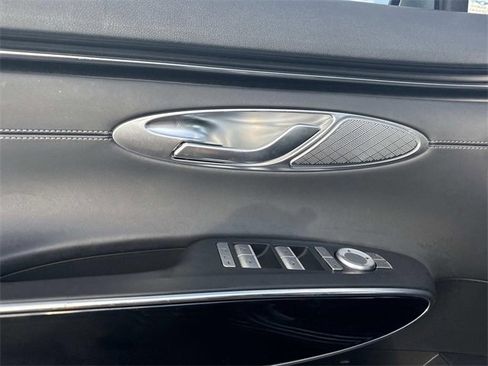 Used 2025 Genesis GV70 2.5T image 16