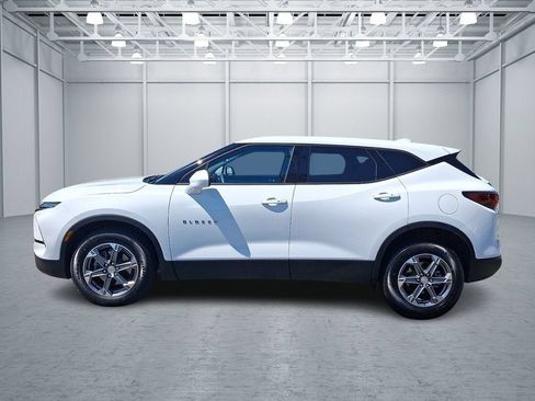 Certified 2024 Chevrolet Blazer LT FWD image 9