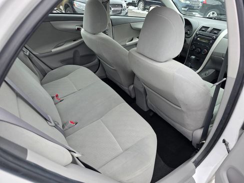 Used 2010 Toyota Corolla LE image 23