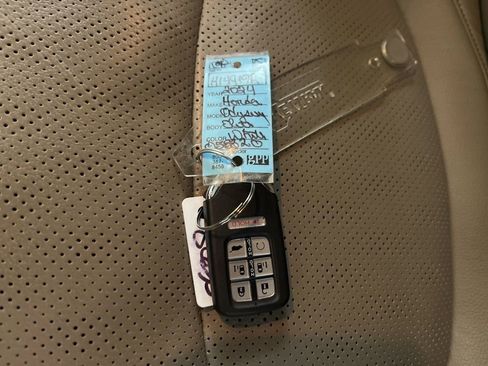 Used 2024 Honda Odyssey Elite image 74