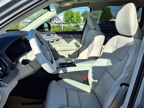New 2026 Volvo XC90 B6 Ultra w/ Lounge Package AWD/4WD image 15
