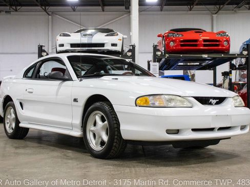 Used 1994 Ford Mustang GT image 10