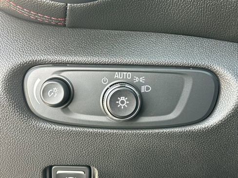 Used 2020 Chevrolet Blazer RS image 21