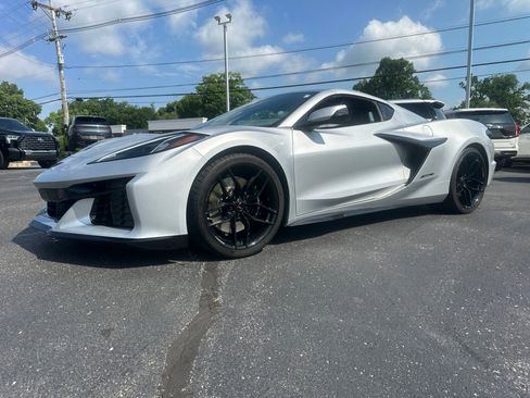Used 2026 Chevrolet Corvette Z06 RWD image 34