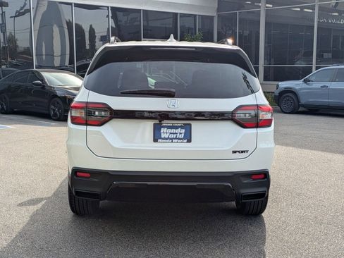 New 2026 Honda Pilot Sport image 5