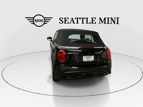 Certified 2023 MINI Cooper S image 9