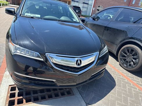 Used 2017 Acura TLX FWD image 1