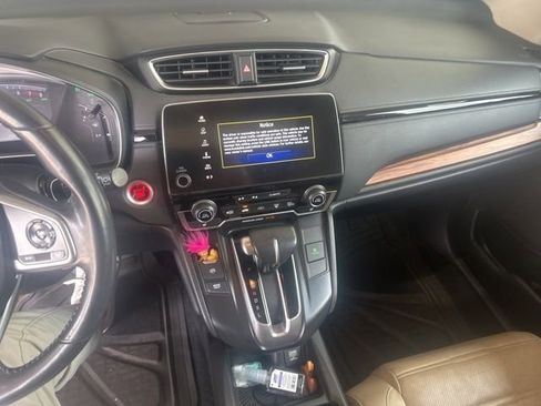 Used 2019 Honda CR-V Touring image 5