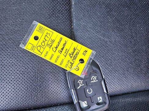 Used 2016 Chevrolet Suburban LTZ AWD/4WD image 29