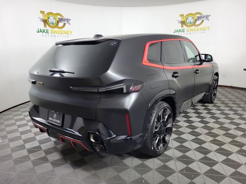 Certified 2023 BMW XM AWD/4WD image 7