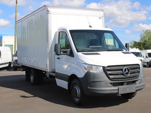 Used 2023 Mercedes-Benz Sprinter 3500 image 4