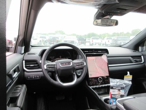 New 2027 GMC Terrain Elevation w/ Elevation Premium Package AWD/4WD image 12