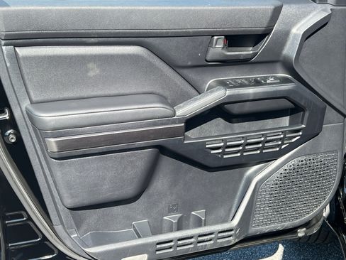 Used 2025 Toyota 4Runner SR5 RWD image 10