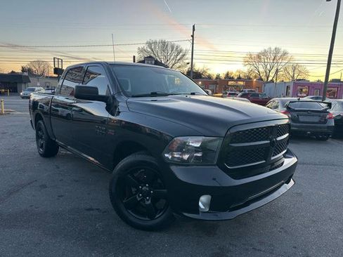 Used 2015 RAM 1500 Express image 2