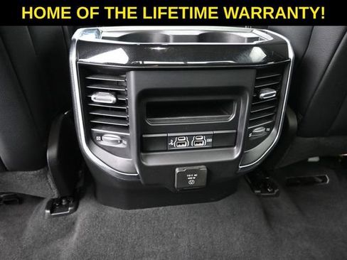 Used 2019 RAM 1500 Laramie w/ Sport Appearance Package AWD/4WD image 43