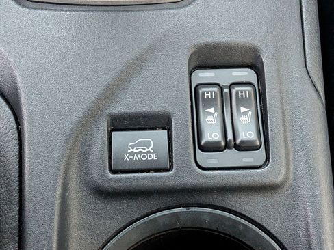 Used 2019 Subaru Crosstrek 2.0i Premium AWD/4WD image 24