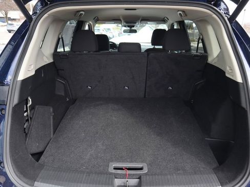Certified 2025 Nissan Rogue SV AWD/4WD image 31