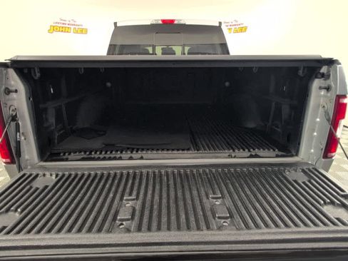 Used 2019 Ford F150 Lariat RWD image 5