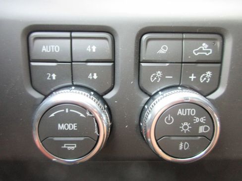 New 2026 GMC Sierra 1500 Denali Ultimate AWD/4WD image 18