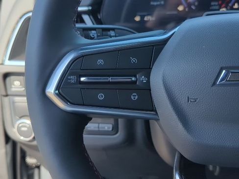 New 2025 Chevrolet Suburban RST w/ Advanced Technology Package image 24