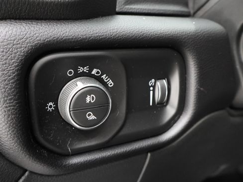 Used 2022 RAM 2500 Big Horn w/ Night Edition AWD/4WD image 39