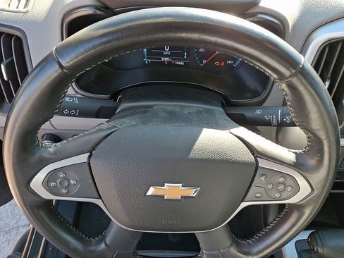 Used 2018 Chevrolet Colorado LT w/ LT Convenience Package image 22