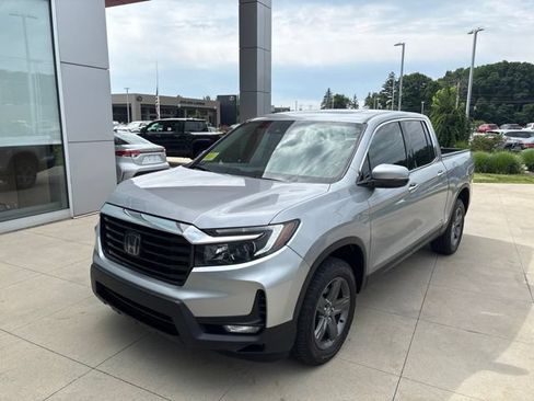 Used 2023 Honda Ridgeline RTL-E image 3