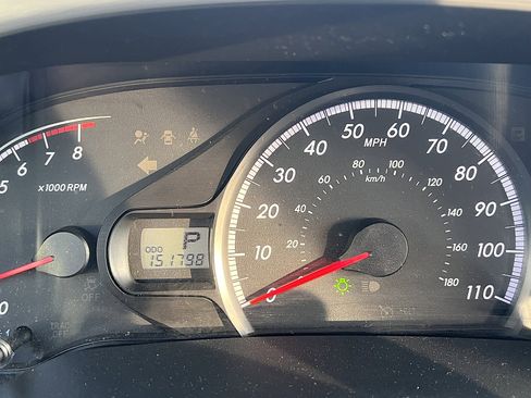 Used 2012 Toyota Sienna LE image 12