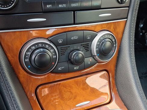 Used 2005 Mercedes-Benz SL 500 image 14